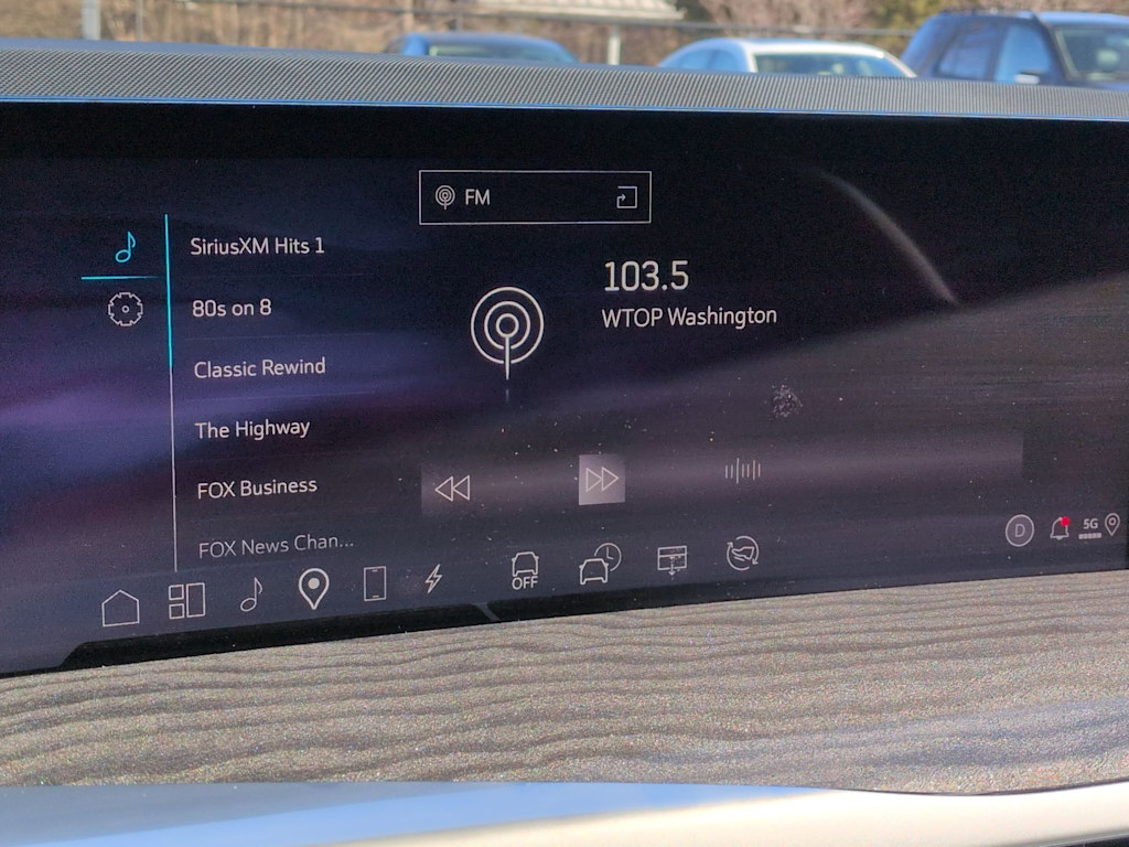 Thumbnail: 2025 Cadillac Escalade IQ - 34