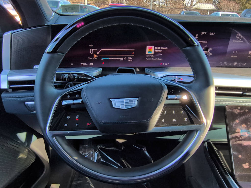 Thumbnail: 2025 Cadillac Escalade IQ - 9