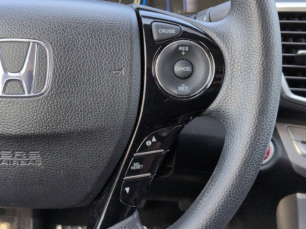Thumbnail: 2015 Honda Accord - 31