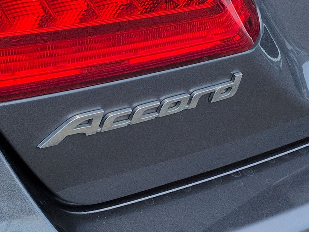Thumbnail: 2015 Honda Accord - 26