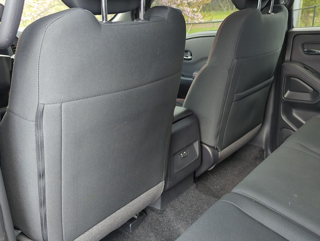 2024 Nissan Frontier PRO-4X 8