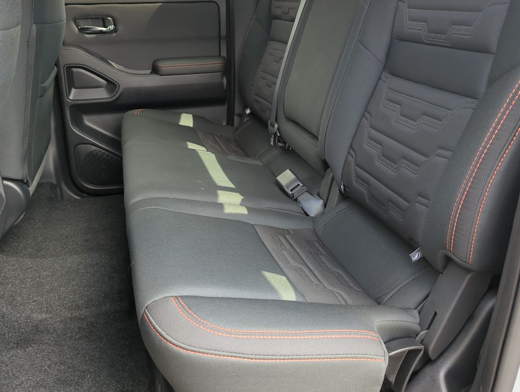2024 Nissan Frontier PRO-4X 18