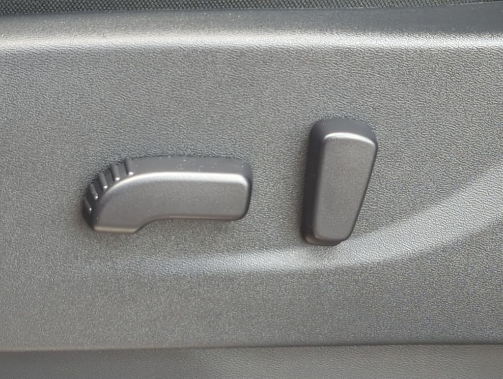 2024 Nissan Frontier PRO-4X 17