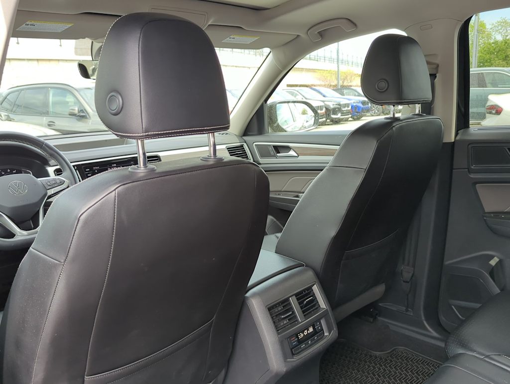 2022 Volkswagen Atlas SEL 18