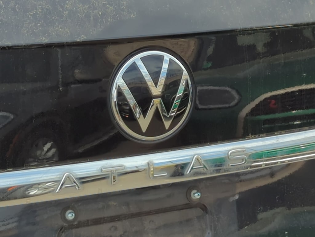 2022 Volkswagen Atlas SEL 3
