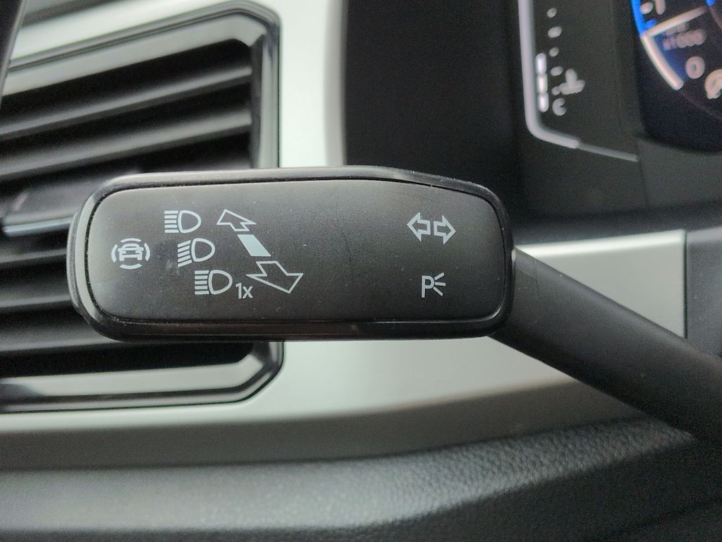 Thumbnail: 2021 Volkswagen Atlas - 14