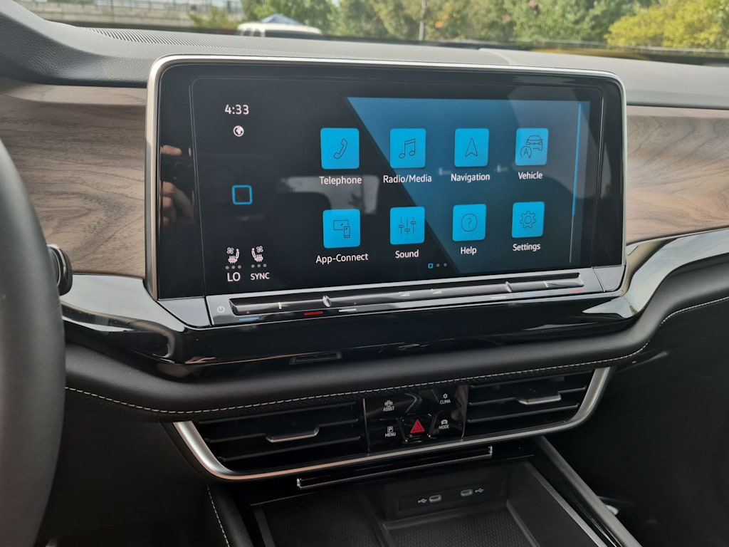 Thumbnail: 2024 Volkswagen Atlas - 14