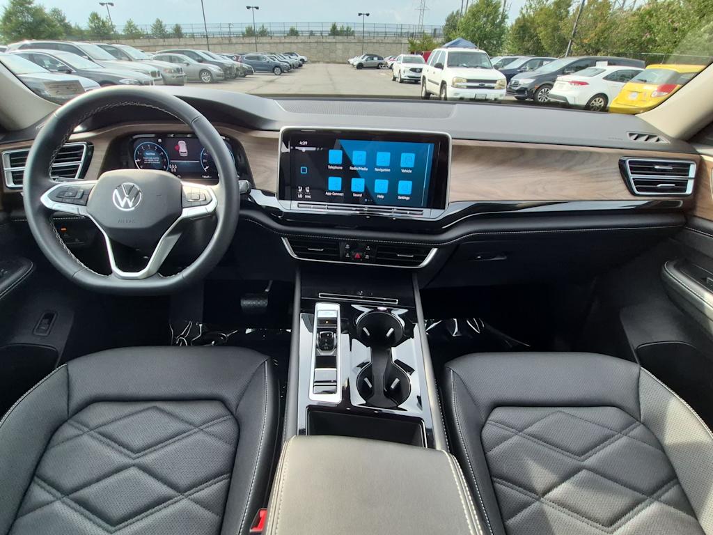 Thumbnail: 2024 Volkswagen Atlas - 9