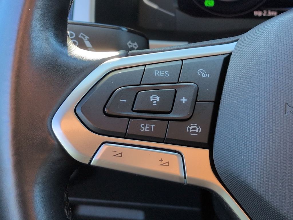 Thumbnail: 2021 Volkswagen Atlas - 29