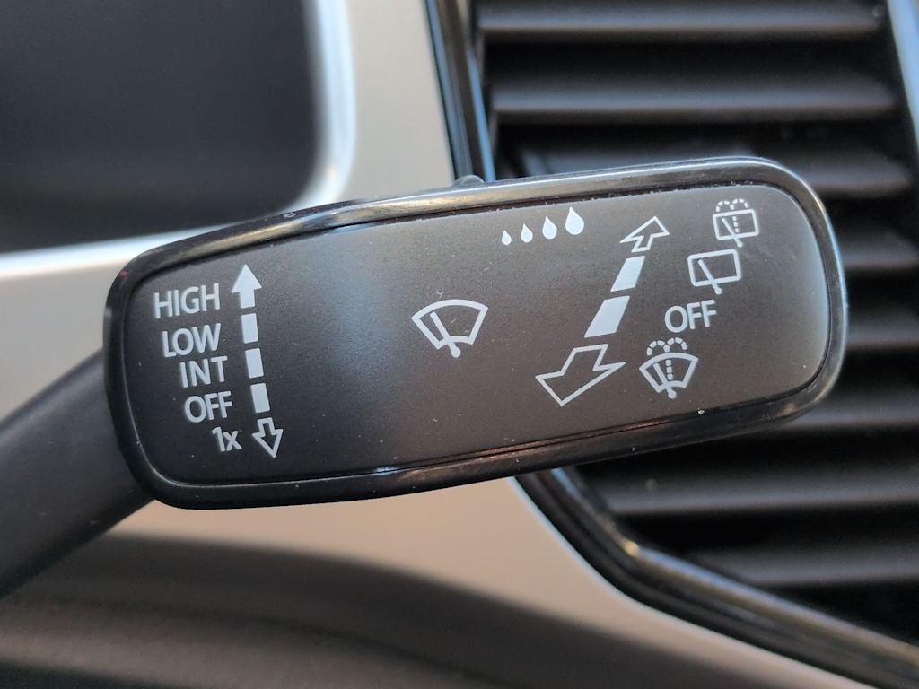 Thumbnail: 2021 Volkswagen Atlas - 15