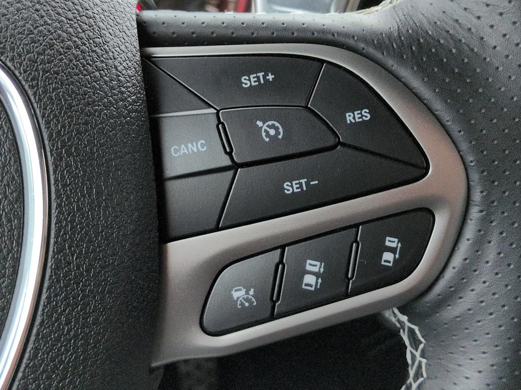 Thumbnail: 2023 Dodge Challenger - 29