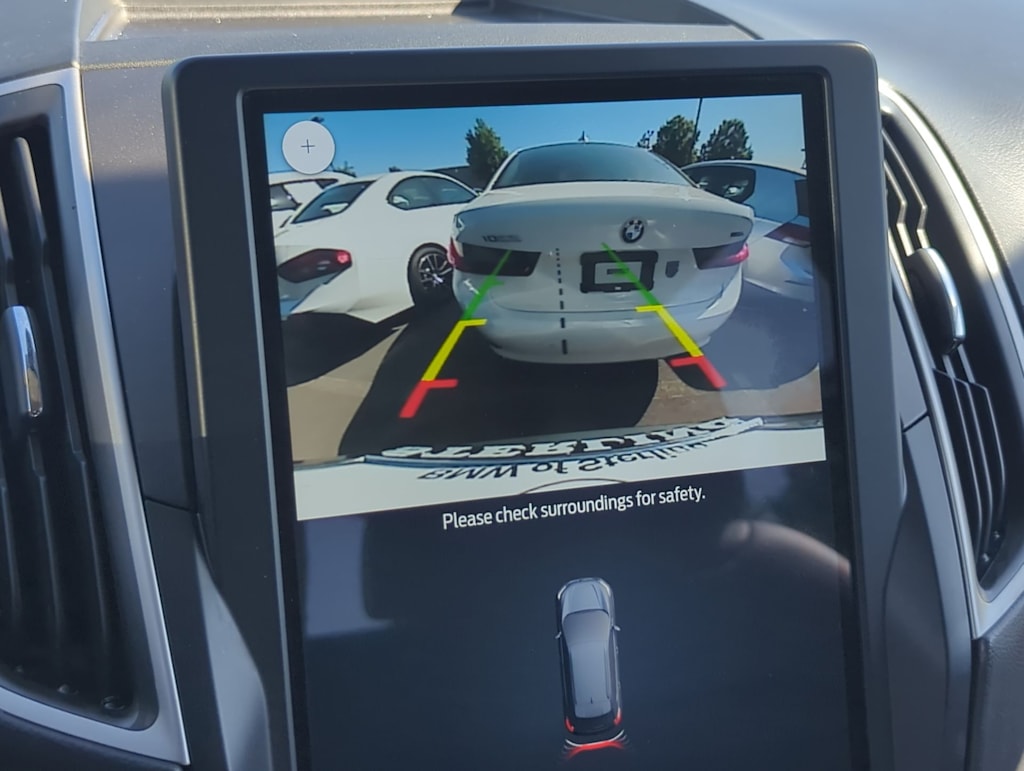 Thumbnail: 2023 Ford Edge - 32