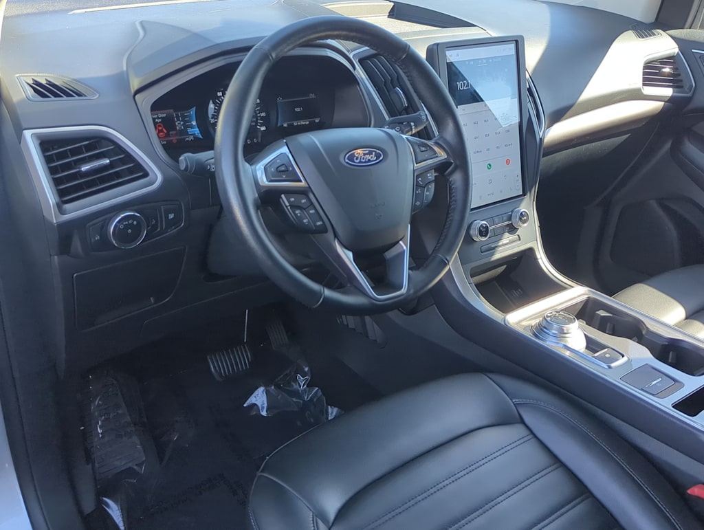 Thumbnail: 2023 Ford Edge - 2