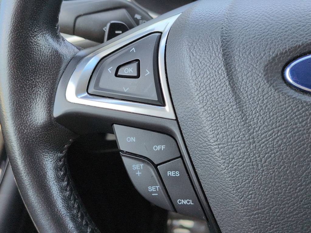 Thumbnail: 2015 Ford Edge - 30