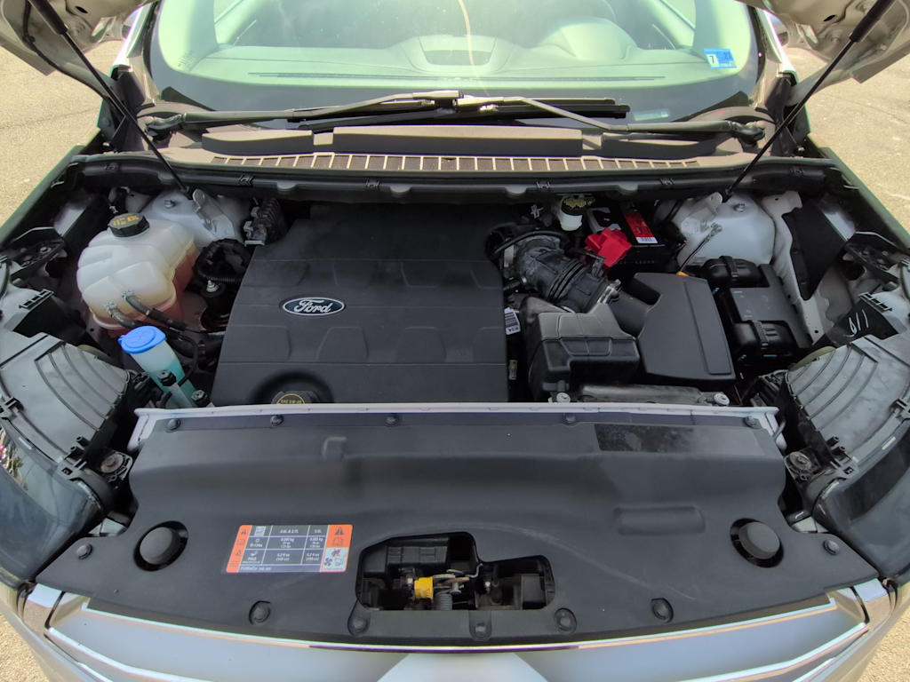 Thumbnail: 2015 Ford Edge - 9