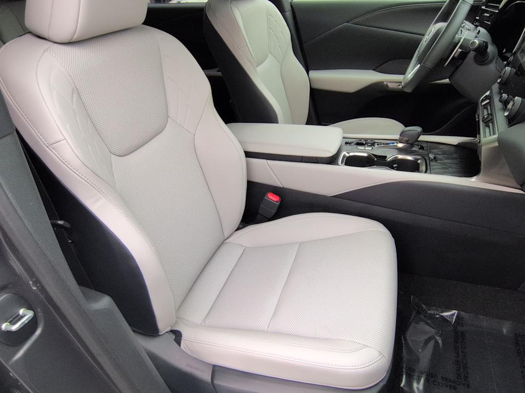 Thumbnail: 2024 Lexus RX - 30