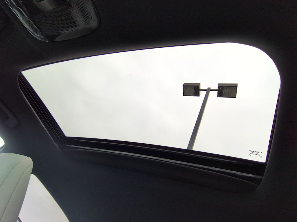 Thumbnail: 2024 Lexus RX - 27