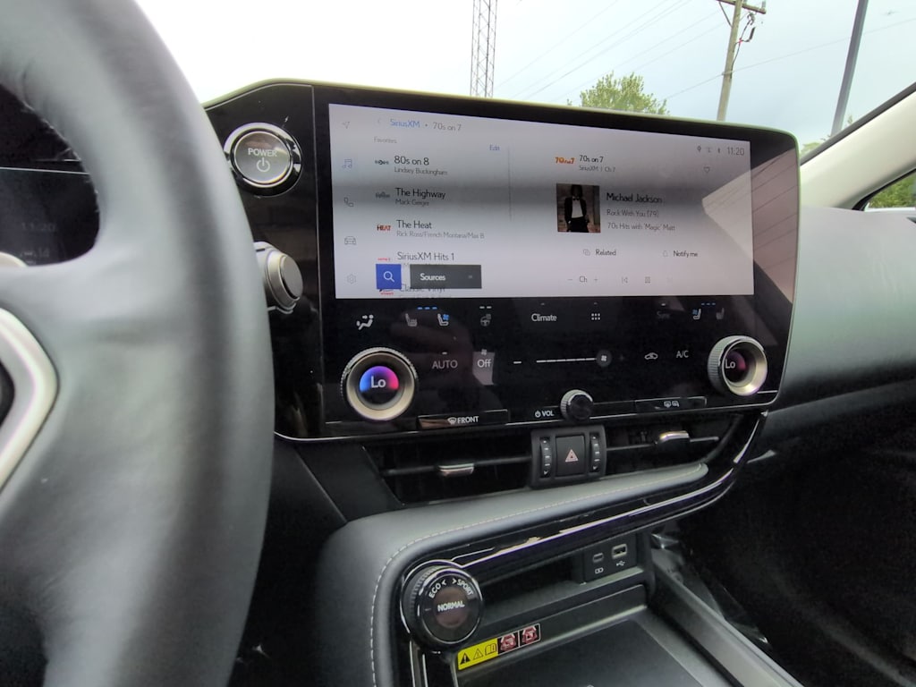 Thumbnail: 2024 Lexus ES - 15