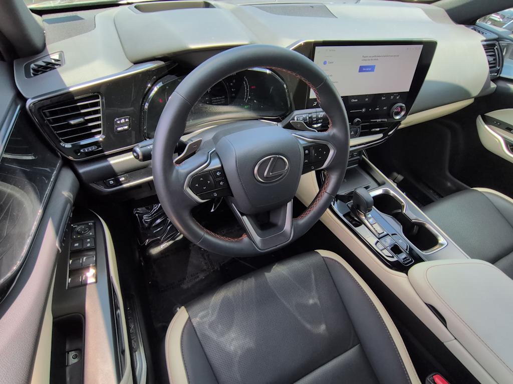 Thumbnail: 2024 Lexus ES - 2