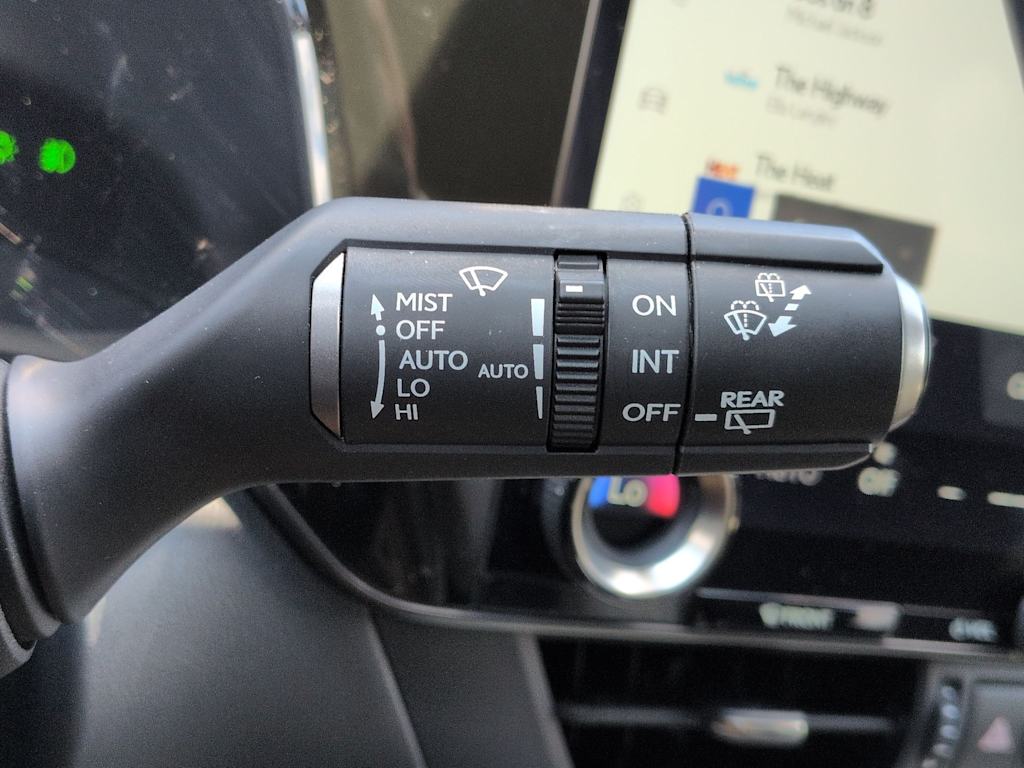 Thumbnail: 2024 Lexus ES - 15