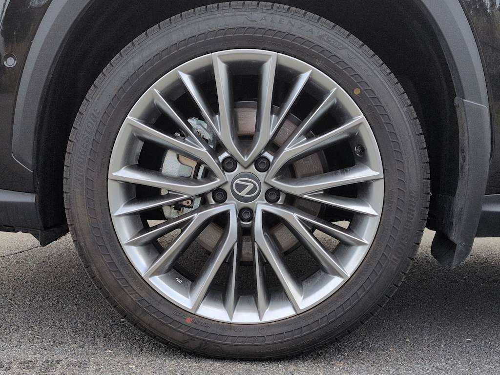 Thumbnail: 2026 Lexus ES - 8