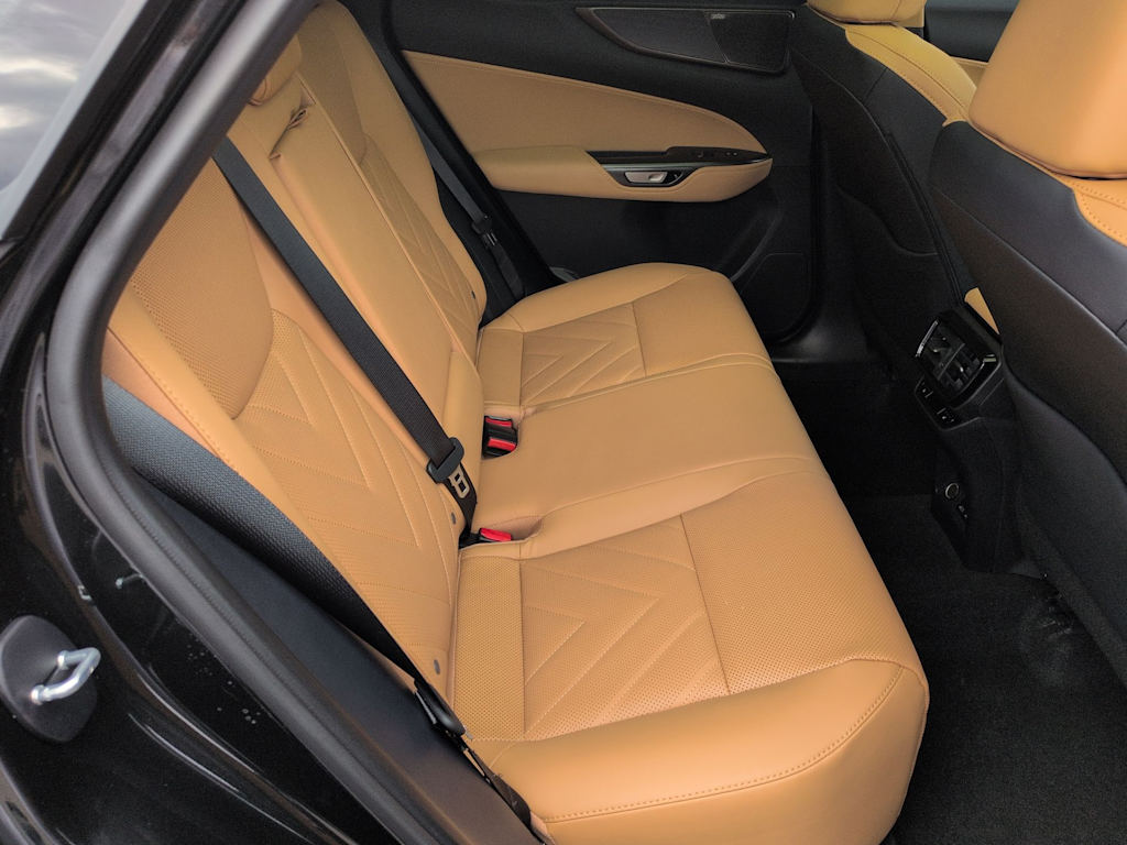 Thumbnail: 2026 Lexus ES - 30