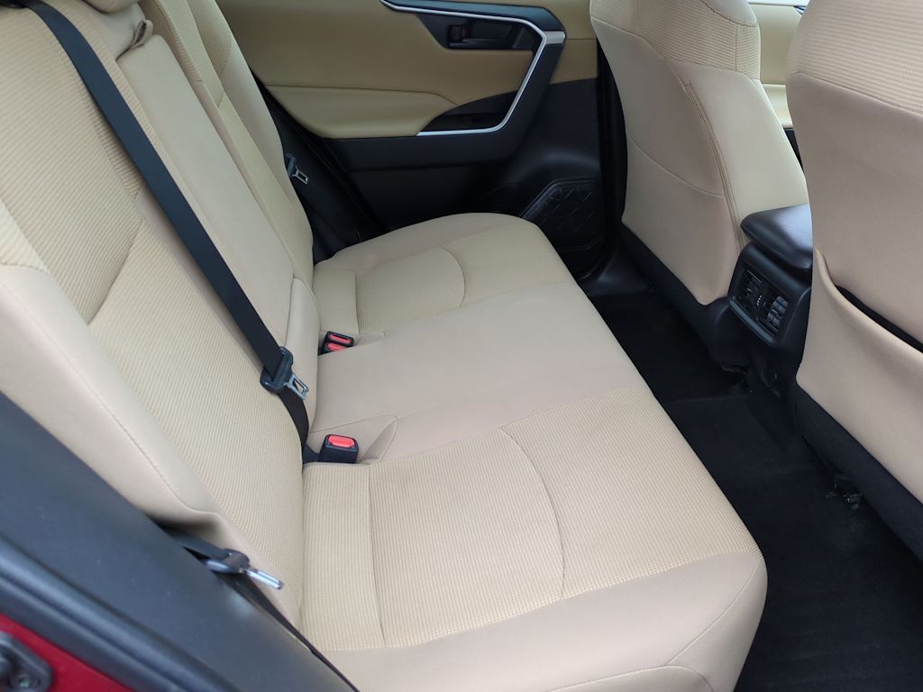 Thumbnail: 2022 Toyota RAV4 - 25