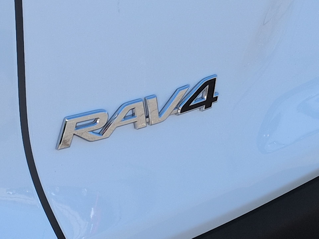 Thumbnail: 2025 Toyota RAV4 - 26