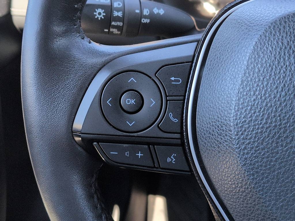 Thumbnail: 2020 Toyota RAV4 - 32