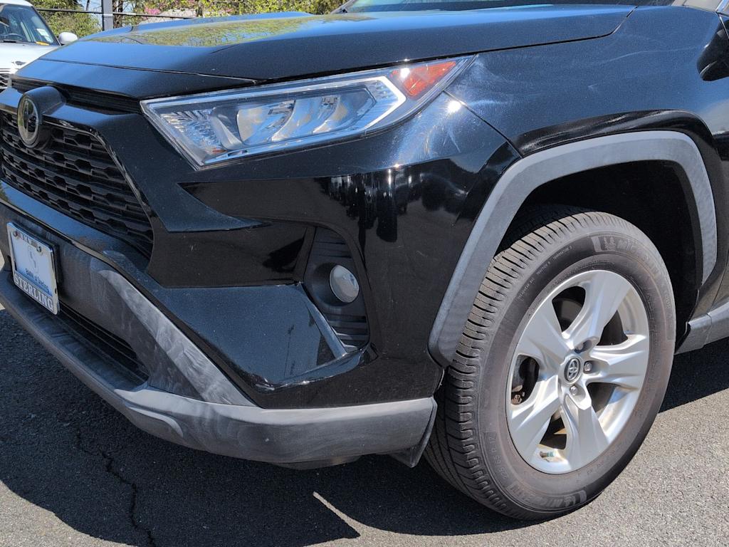 Thumbnail: 2020 Toyota RAV4 - 25