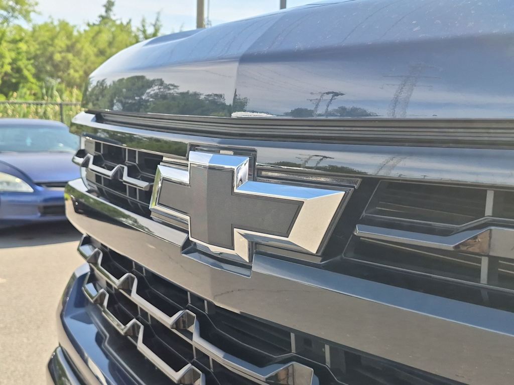 Thumbnail: 2023 Chevrolet Silverado 1500 - 7