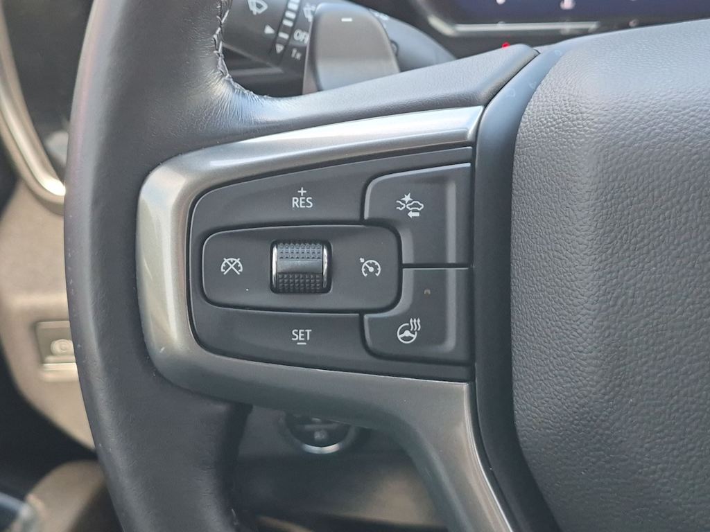 Thumbnail: 2023 Chevrolet Silverado 1500 - 30
