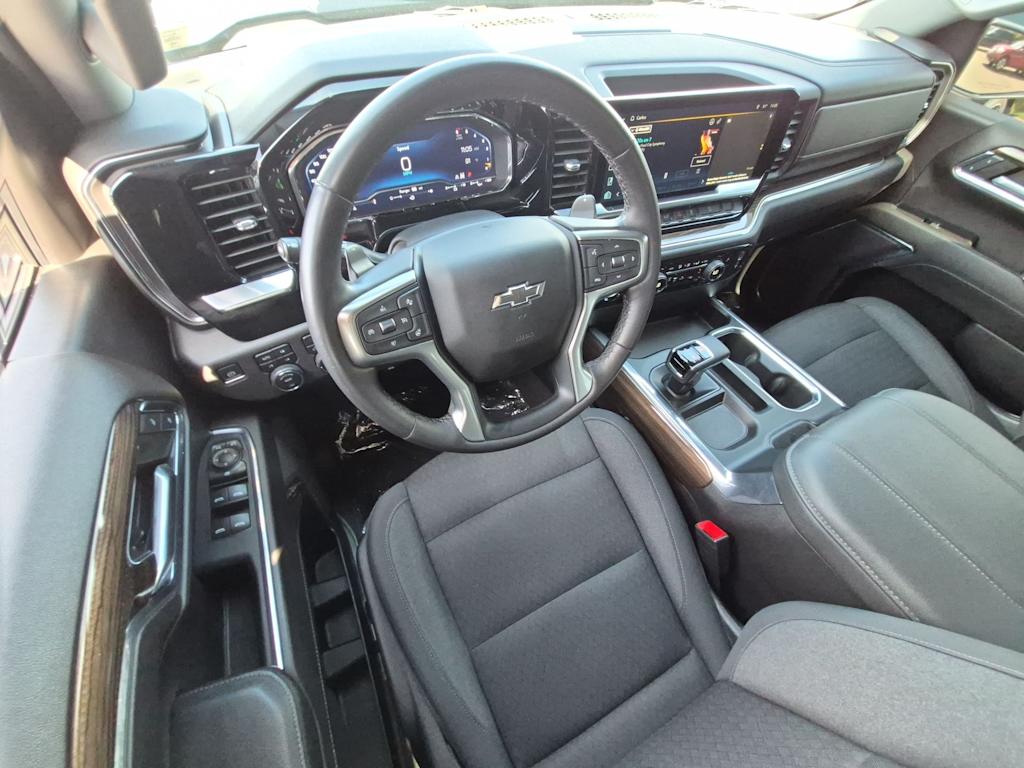 Thumbnail: 2023 Chevrolet Silverado 1500 - 2