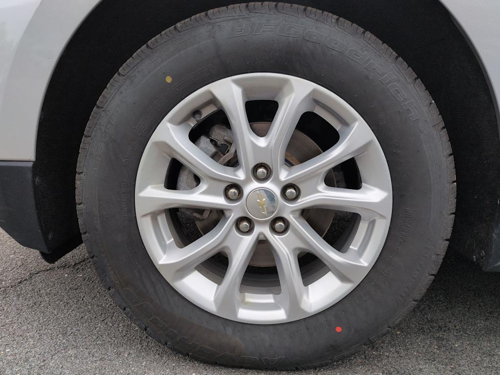 Thumbnail: 2020 Chevrolet Equinox - 8