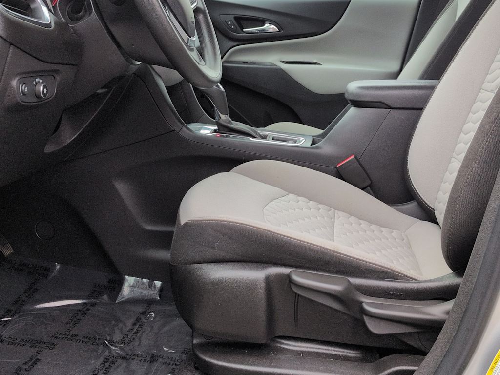 Thumbnail: 2020 Chevrolet Equinox - 27