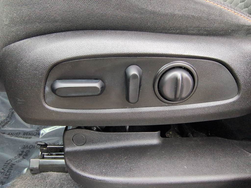 Thumbnail: 2019 Chevrolet Equinox - 27