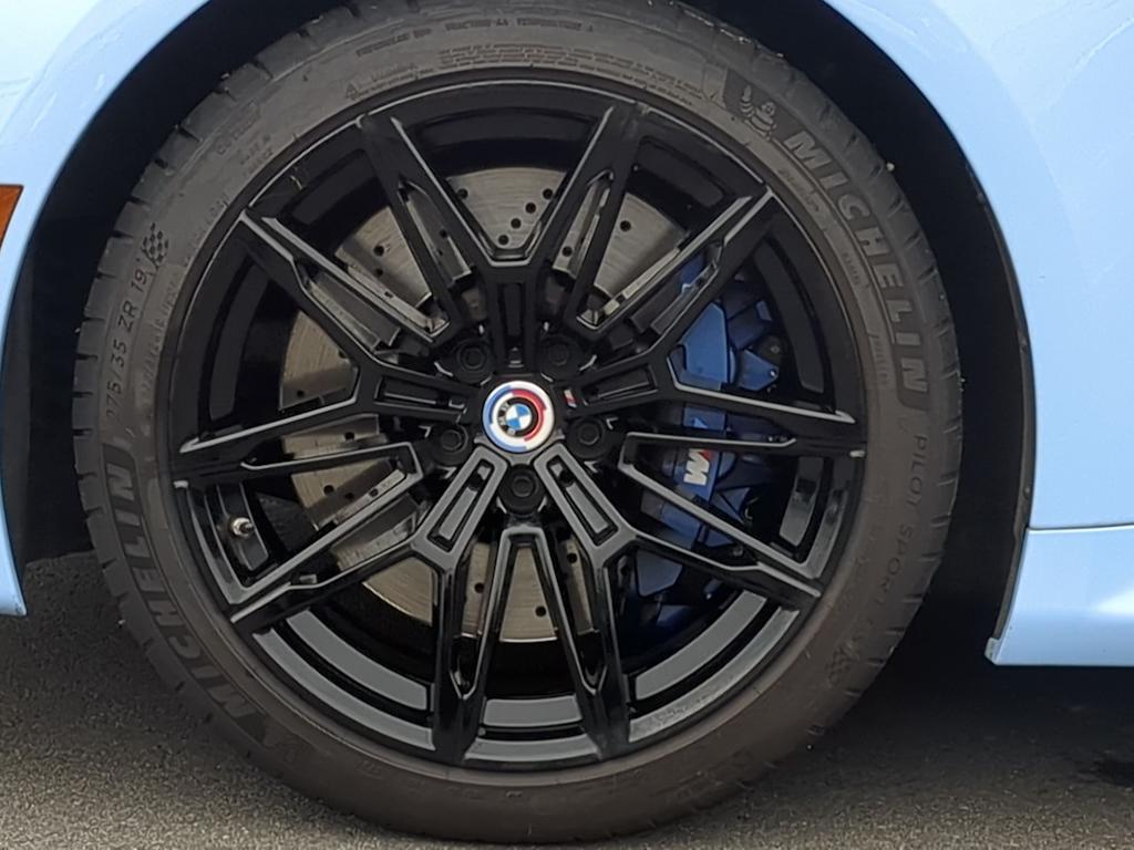 Thumbnail: 2023 BMW M2 - 8