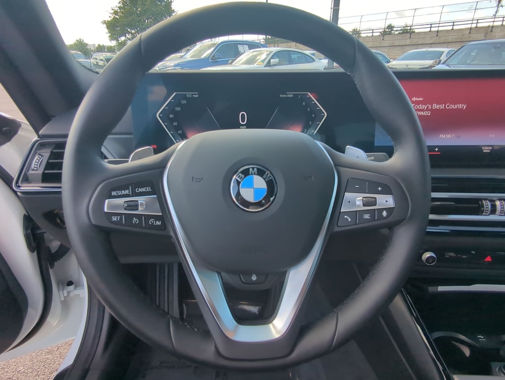 Thumbnail: 2024 BMW 2 Series - 10