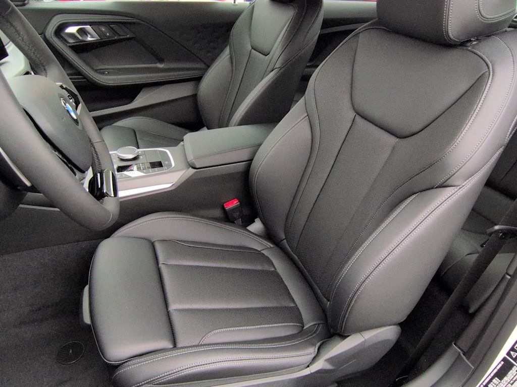 Thumbnail: 2026 BMW 2 Series - 12