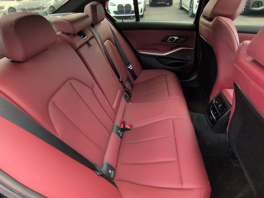 Thumbnail: 2024 BMW 3 Series - 28