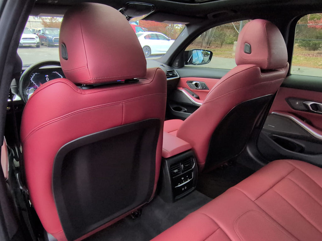 Thumbnail: 2024 BMW 3 Series - 13