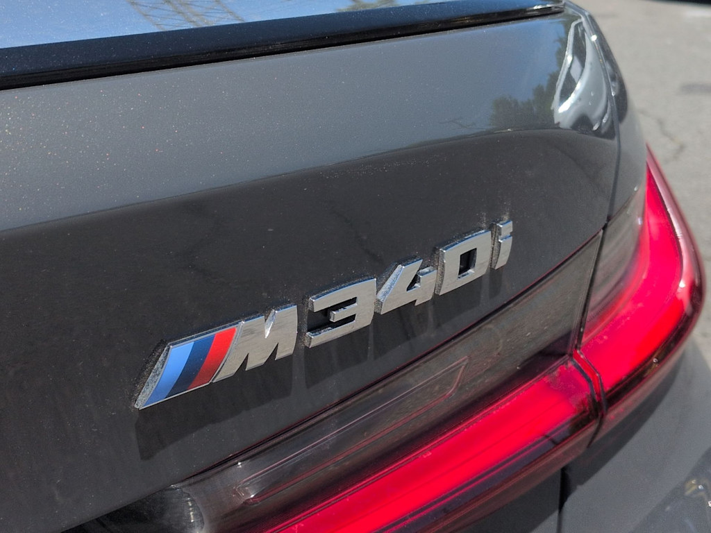 Thumbnail: 2024 BMW 3 Series - 26