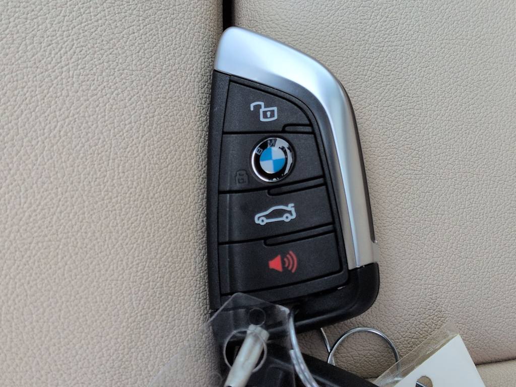 Thumbnail: 2021 BMW 3 Series - 18