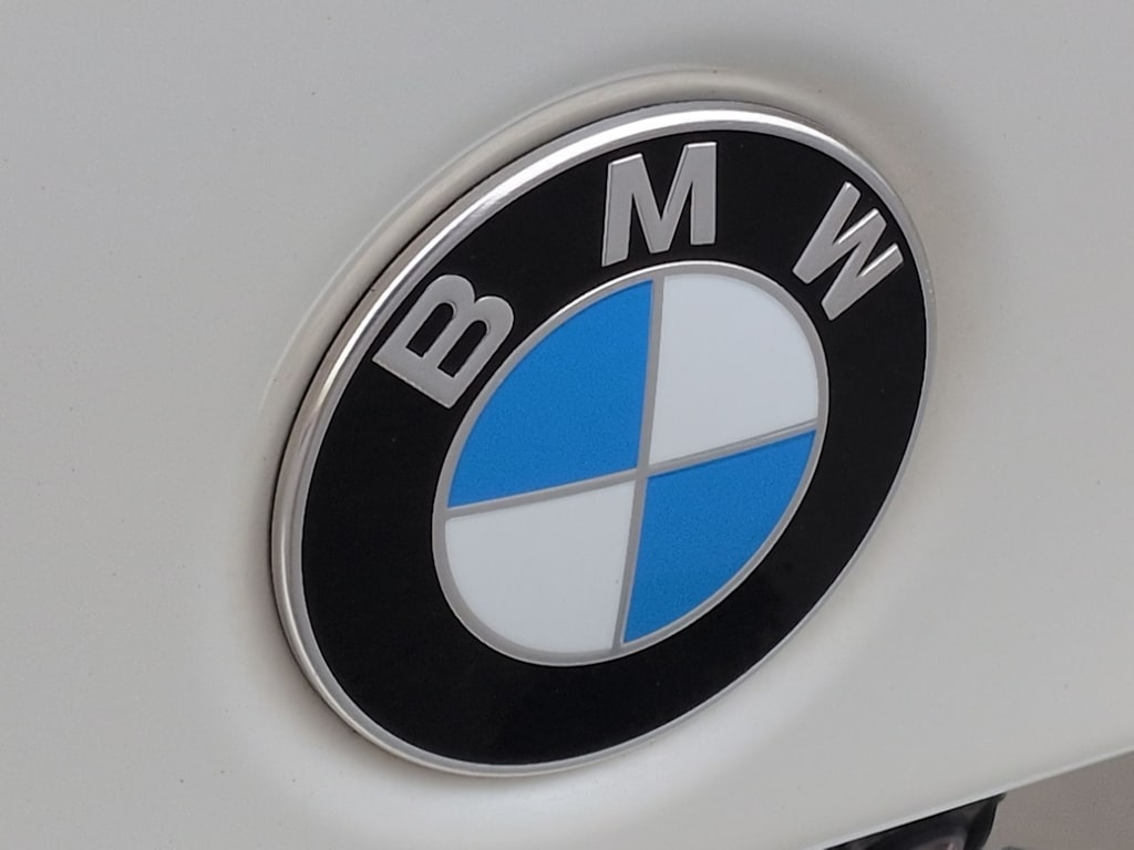 Thumbnail: 2021 BMW 3 Series - 7