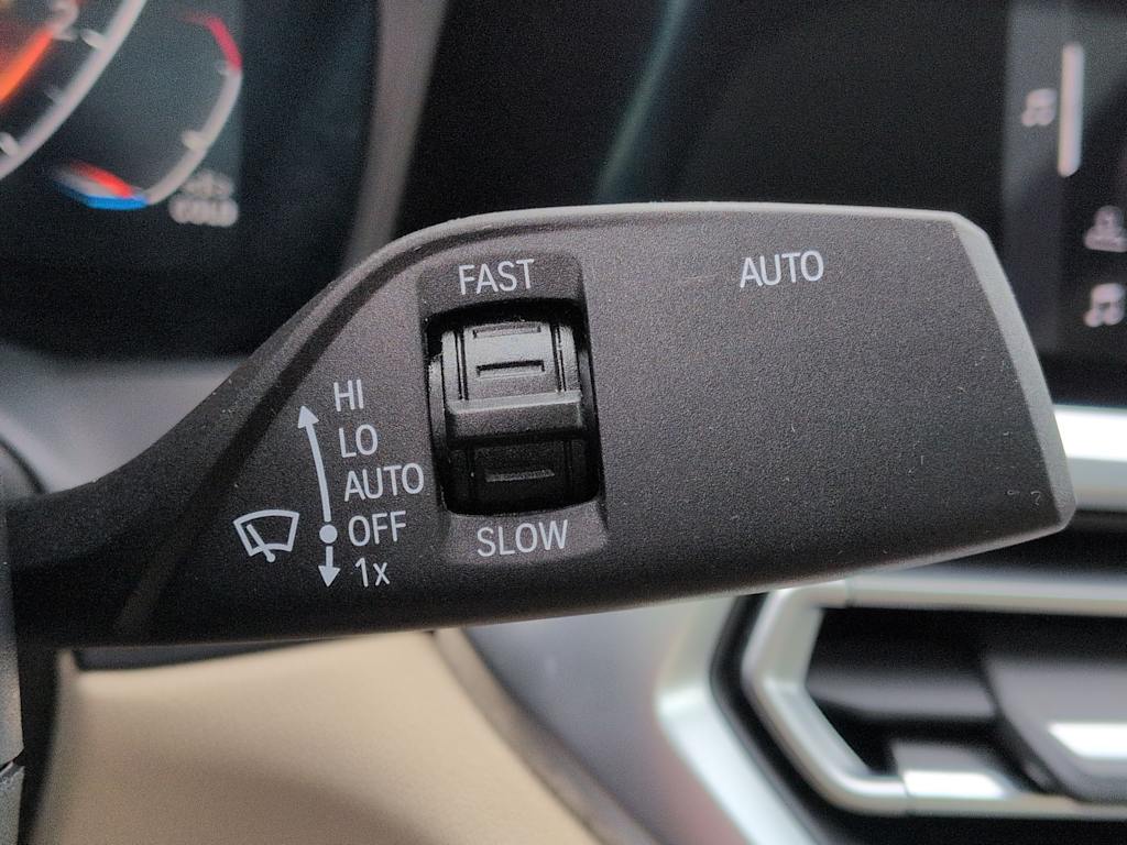 Thumbnail: 2021 BMW 3 Series - 16