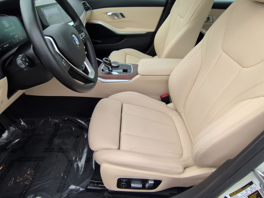 Thumbnail: 2021 BMW 3 Series - 11