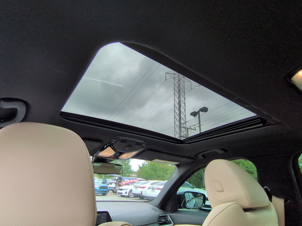 Thumbnail: 2019 BMW 3 Series - 29