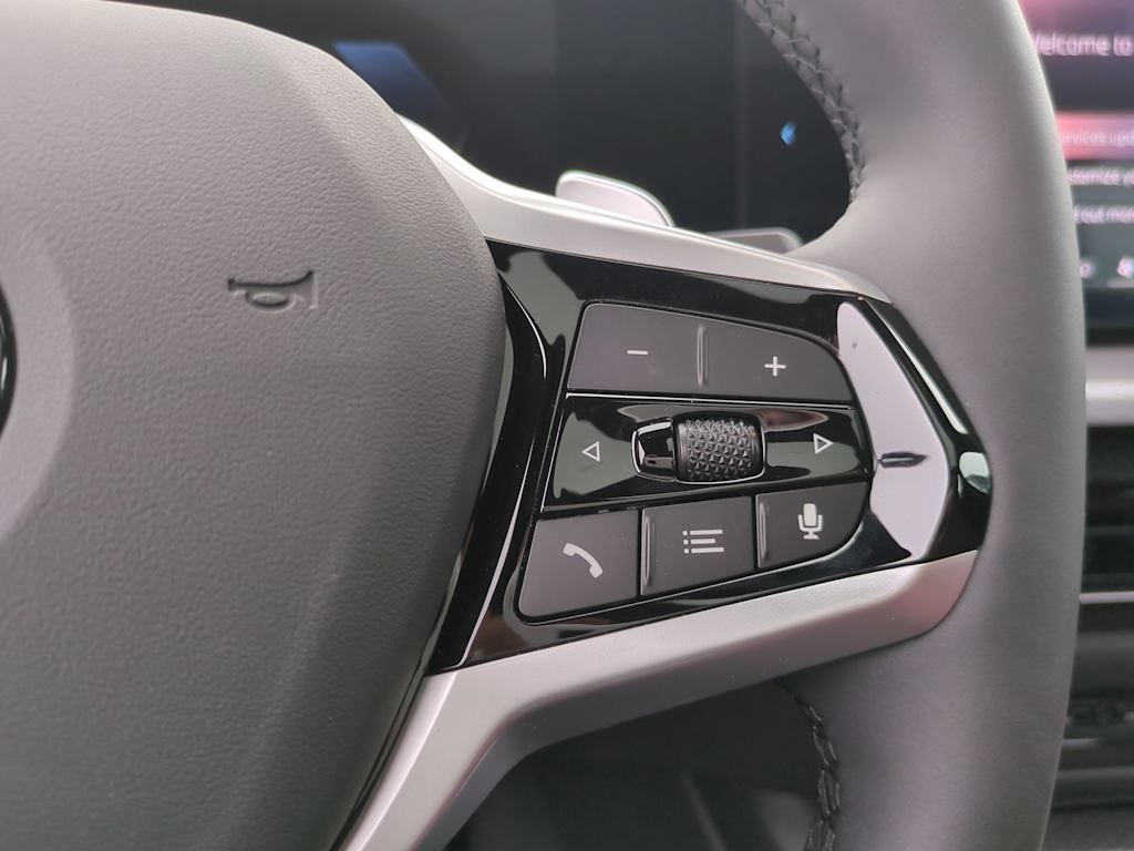 Thumbnail: 2025 BMW 3 Series - 29