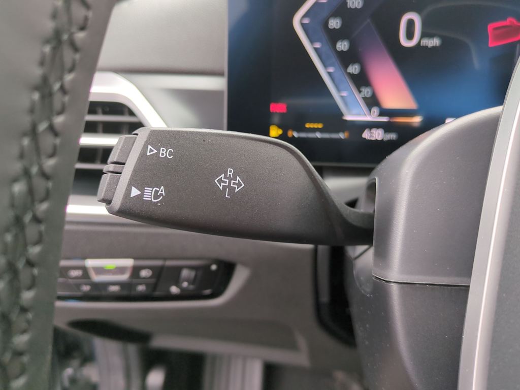 Thumbnail: 2025 BMW 3 Series - 31