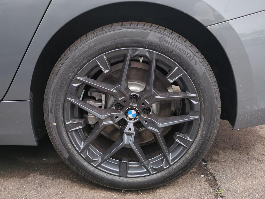 Thumbnail: 2025 BMW 3 Series - 7